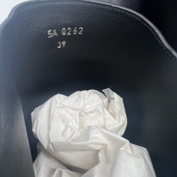 Givenchy Terra Black smooth calfskin boots - Picture 8 of 16